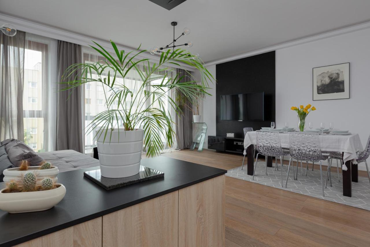 Ogrodowa Modern Apartment By Noclegi Renters Варшава Экстерьер фото