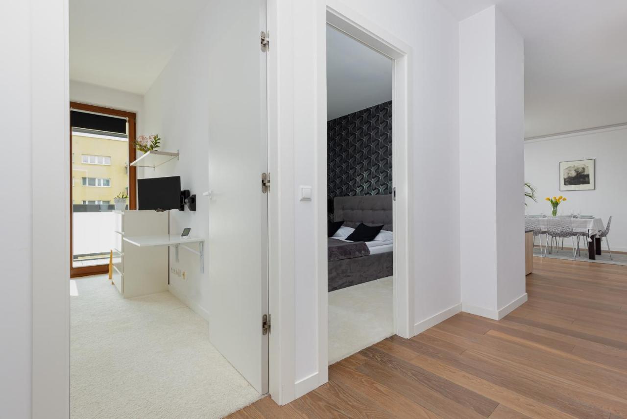 Ogrodowa Modern Apartment By Noclegi Renters Варшава Экстерьер фото